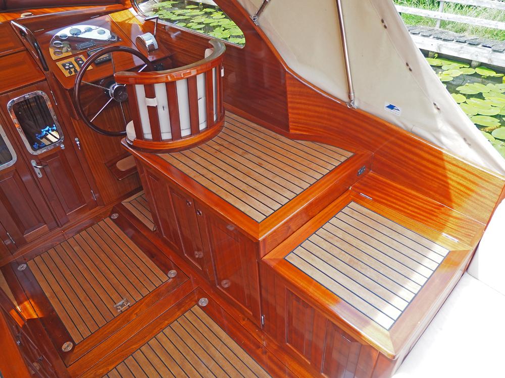 Stuurhuis, Accommodatie